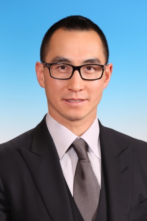 全国工商联副主席 何猷龙